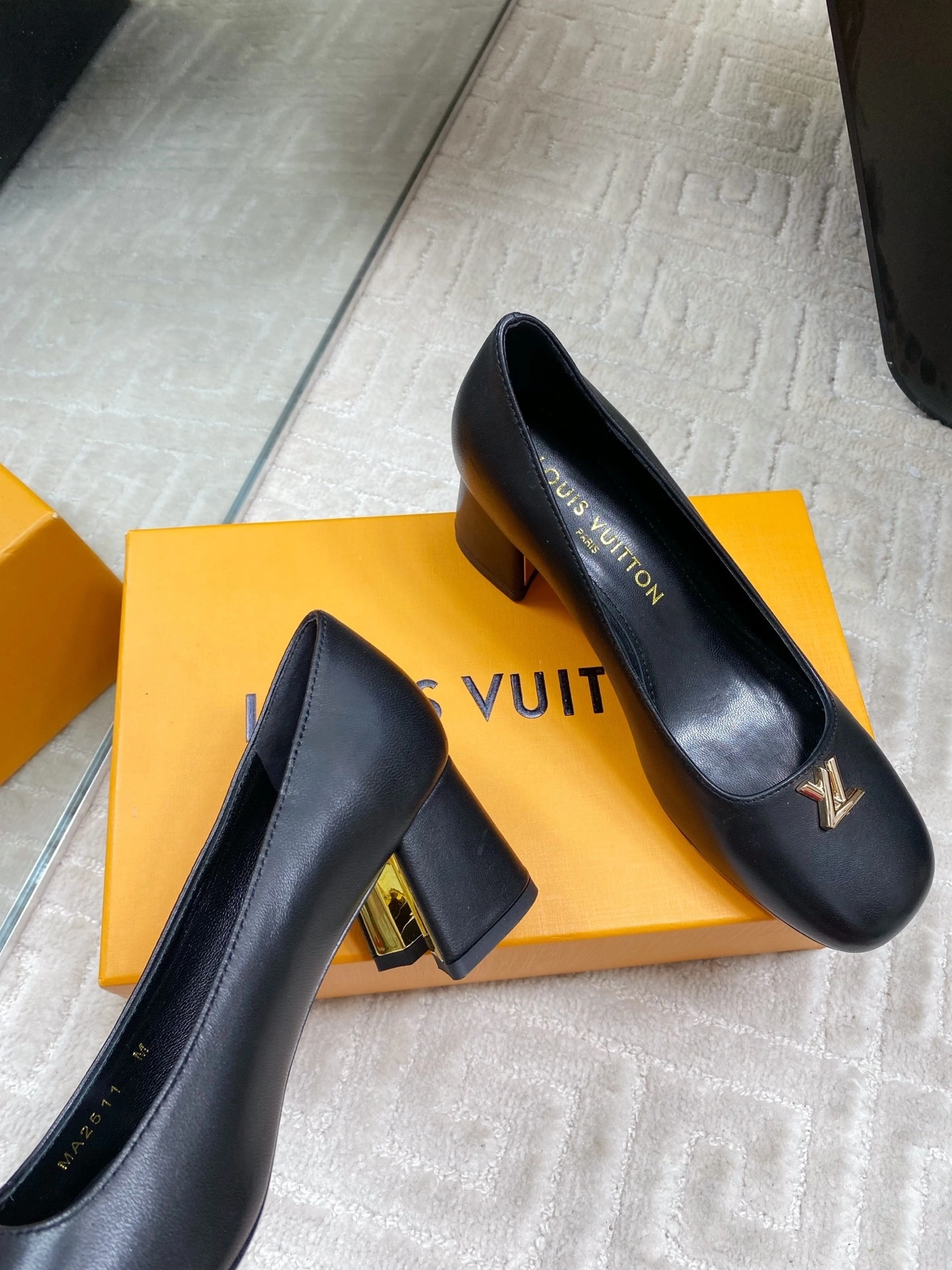COCO-- 8V 1AGUAO cowhide sheepskin Heel height：5.5CM Swing item:E-X158D4130